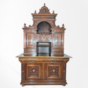 Aparador francés s. XIX, con marquetería