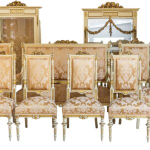 Sillería de salón blanca y dorada